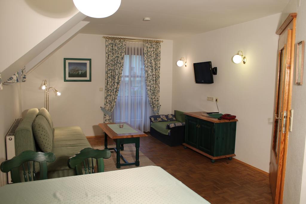 Haralds Ferienwohnungen Bad Kleinkirchheim Quarto foto